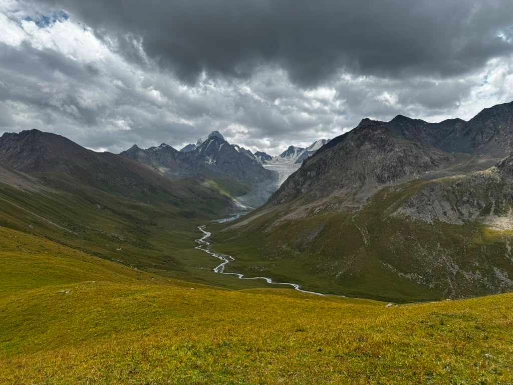 The Terskey Alatau range on the Ak-Suu traverse, August 2026
